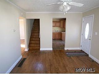 3rd image of 708 8th Ave
