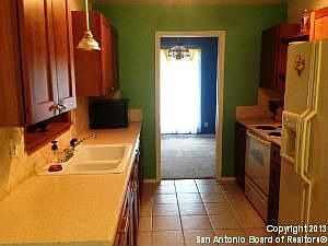 5th image of 13734 Bell Dr