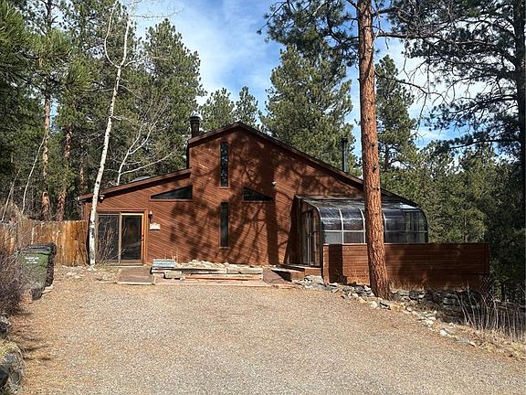 2nd image of 3137 Meadow View Road