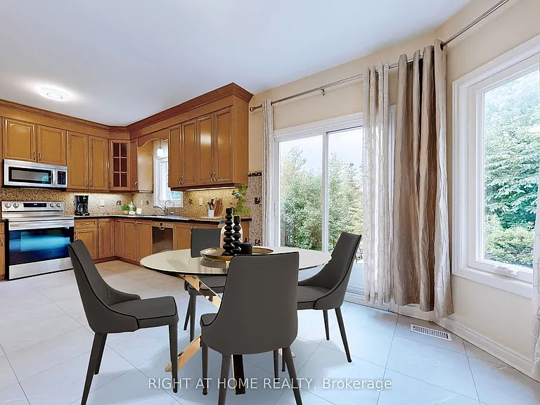64 Larratt Ln — Photo 7