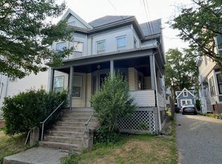 50 Dartmouth St #1, Somerville, MA 02145