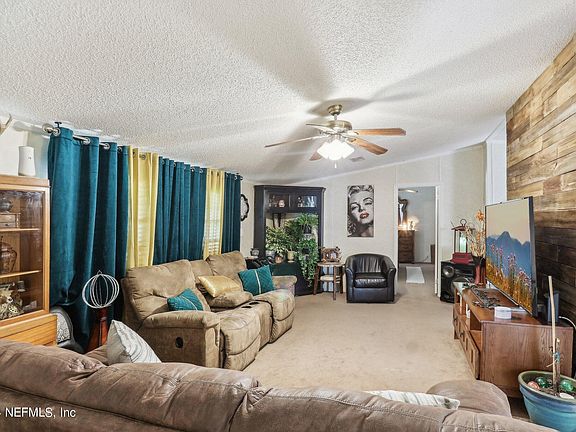 4th image of 2565 HIBISCUS Avenue