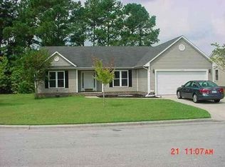 306 Fall Dr, Jacksonville, NC 28540