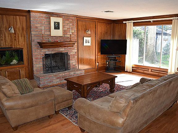 5th image of 1854 Eagle Falls Dr