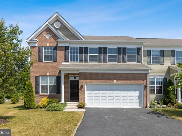 122 Greenvale Mews Dr #22, Westminster, MD 21157