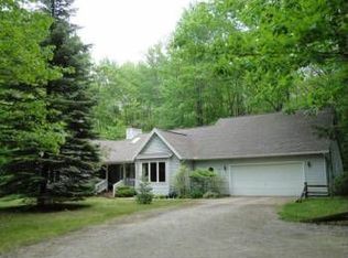 17493 W Spring Lake Rd, Spring Lake, MI 49456