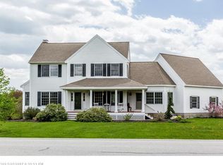 19 Birkdale Rd, Falmouth, ME 04105