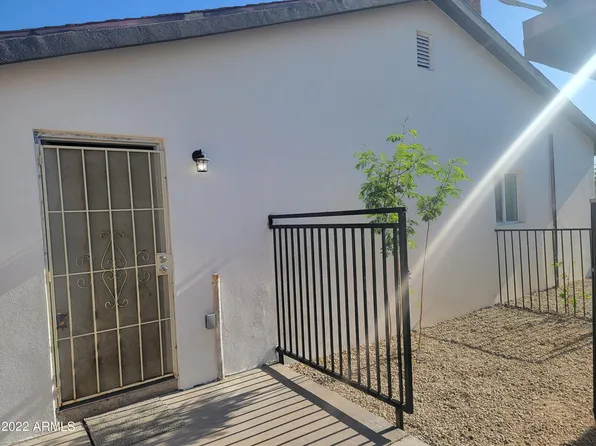 2427 W Yavapai Street, Phoenix, AZ 85009