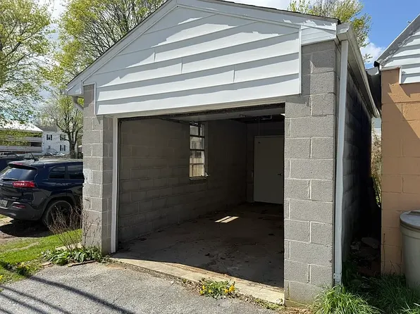 96 Pennsylvania Ave #3, Westminster, MD 21157