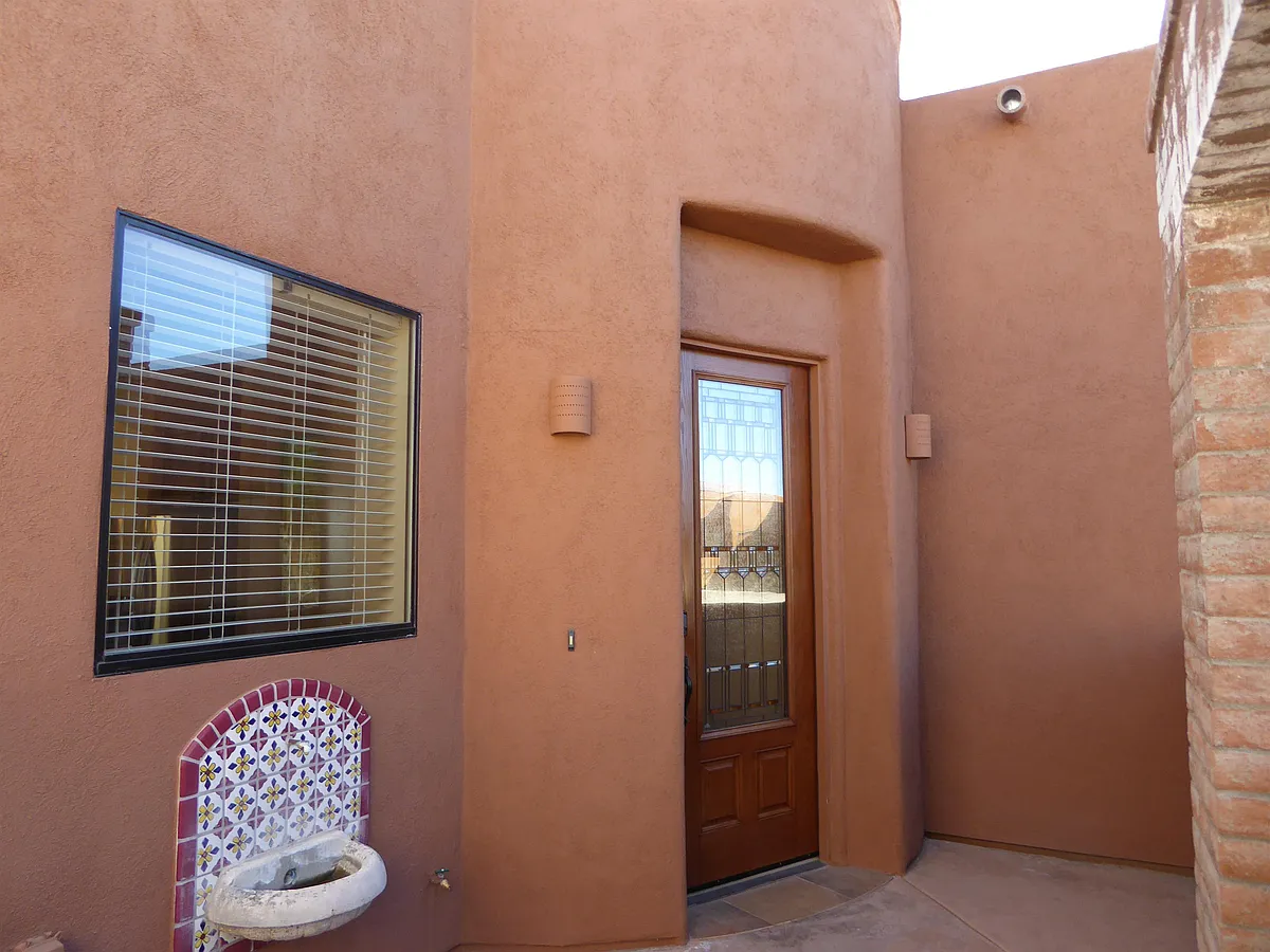 Fountain Located In Enclosed Entry Patio - 11488 N Moon Ranch Pl