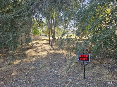 215 E Freeport St, Caldwell, ID, 83605