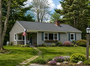 32 Burrow Dr, Highland Mills, NY 10930