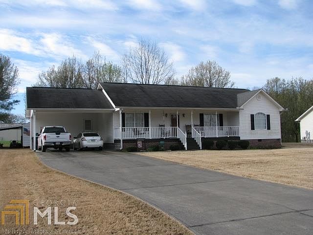 1st image of 220 Briarwood Cir