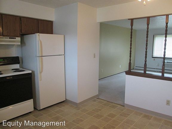 3rd image of 186 Washington Blvd APT 3