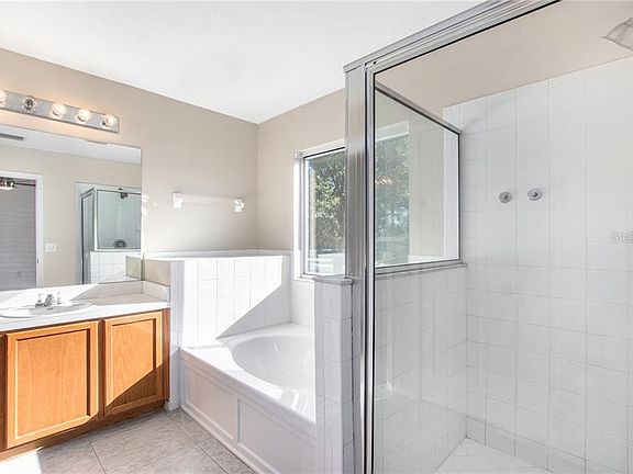 4th image of 10805 Summerton Dr