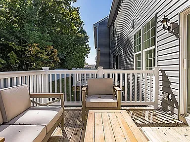 1105 Foster Dr — Photo 20