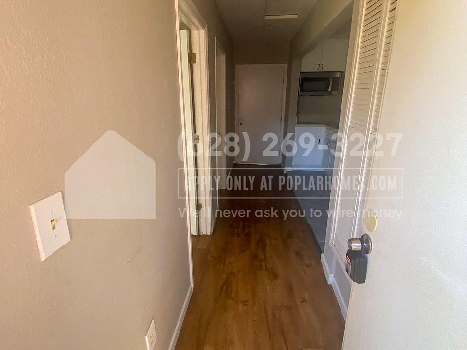 1st image of 140 Ironwood Ln #B