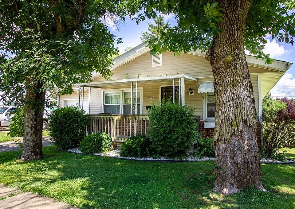 1108 Waggoner Dr, Rushville, IN 46173 Zillow
