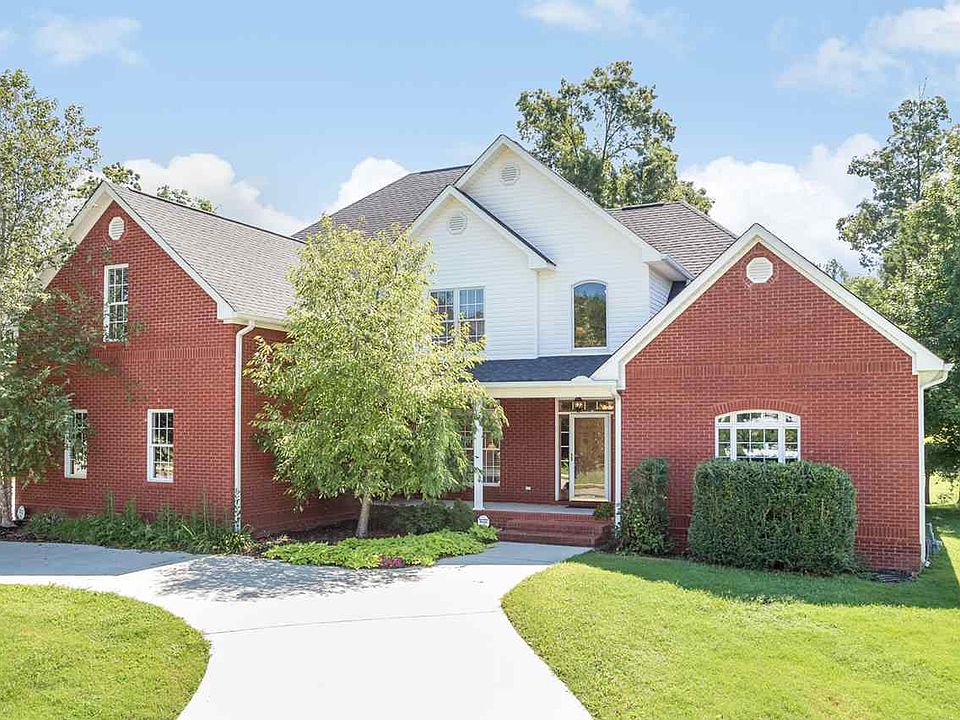 1st image of 2940 Bayberry Ln NW