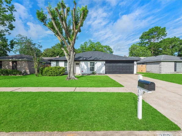 162 Buckeye Dr, Katy, TX 77450