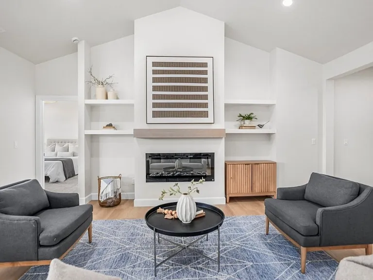 3780 Nuthatch St #3780 — Photo 3