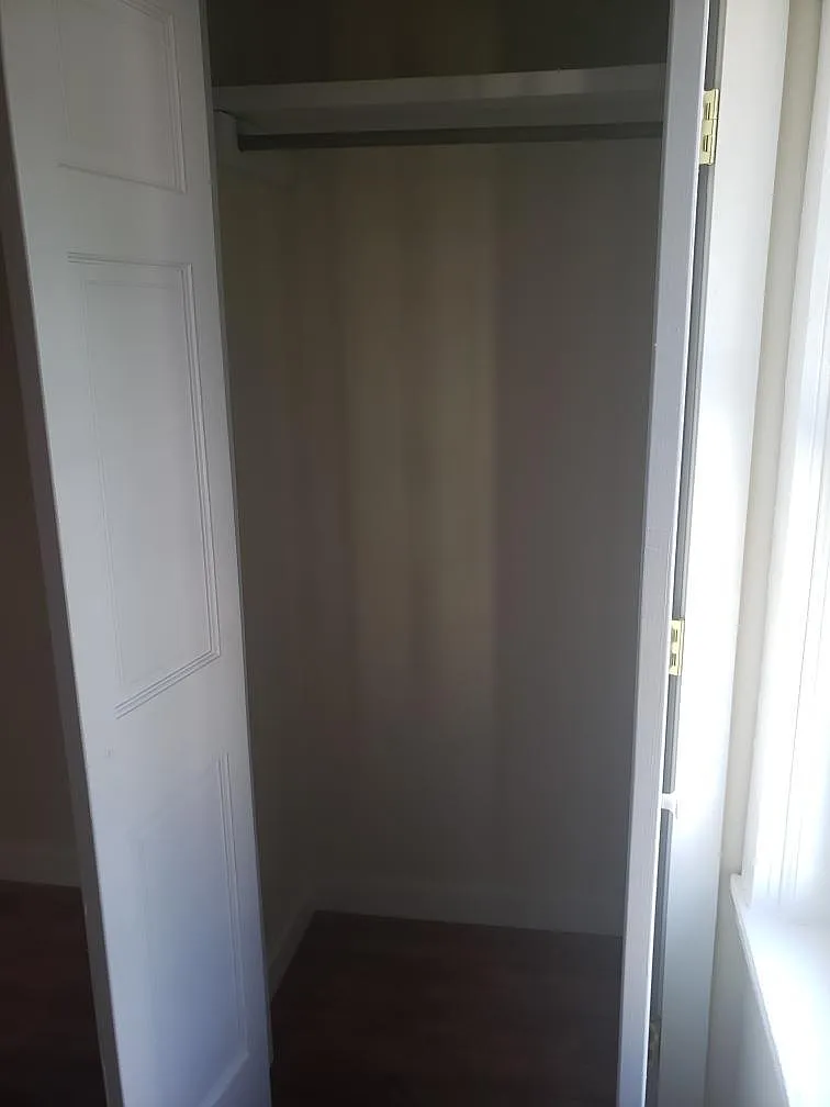 1 bed, 500 sqft, $1,100 — Photo 4