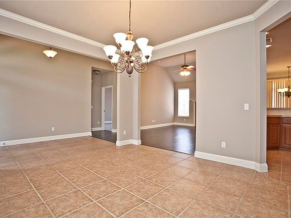 4th image of 1 Saint Helens Ln