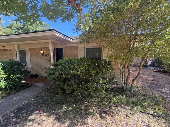 109 Auburn St, Waxahachie, TX 75165