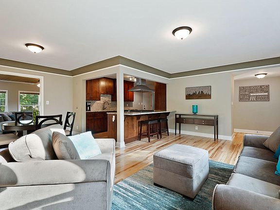 4th image of 6017 Chowen Ave S