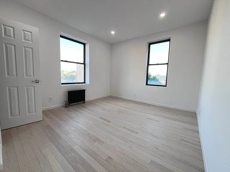 28-08 35th St #5L — Photo 6