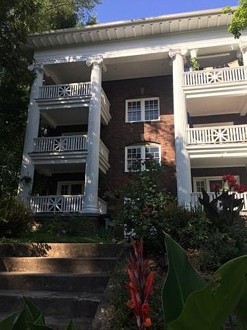 1st image of 111 Cumberland Ave APT 3