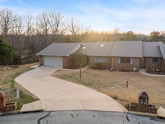 2nd image of 65 High Ridge Ct