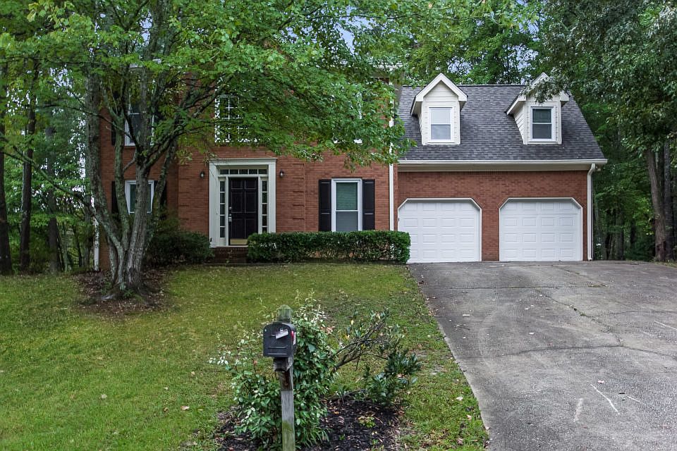 1st image of 2810 Brookwest Dr SW