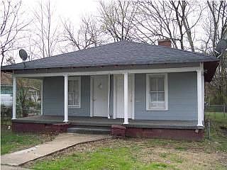 1st image of 2208 Fairleigh St