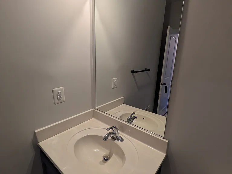 1121 Lawler Dr — Photo 26