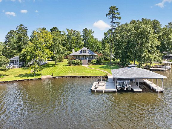 3rd image of 2189 Oconee Dr