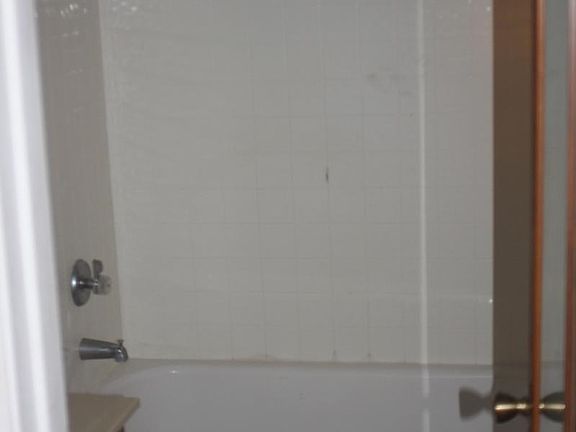3rd image of 973 Cheryl Dr #3