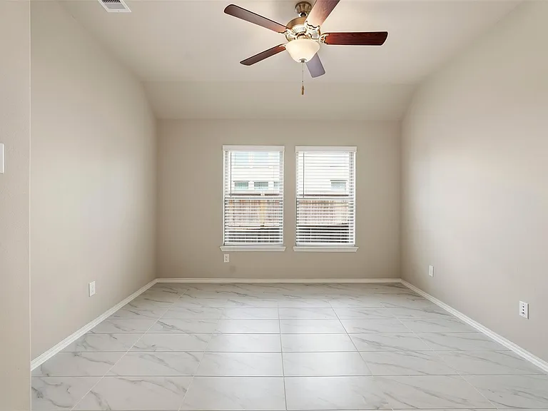 10526 Cabot Trl — Photo 17