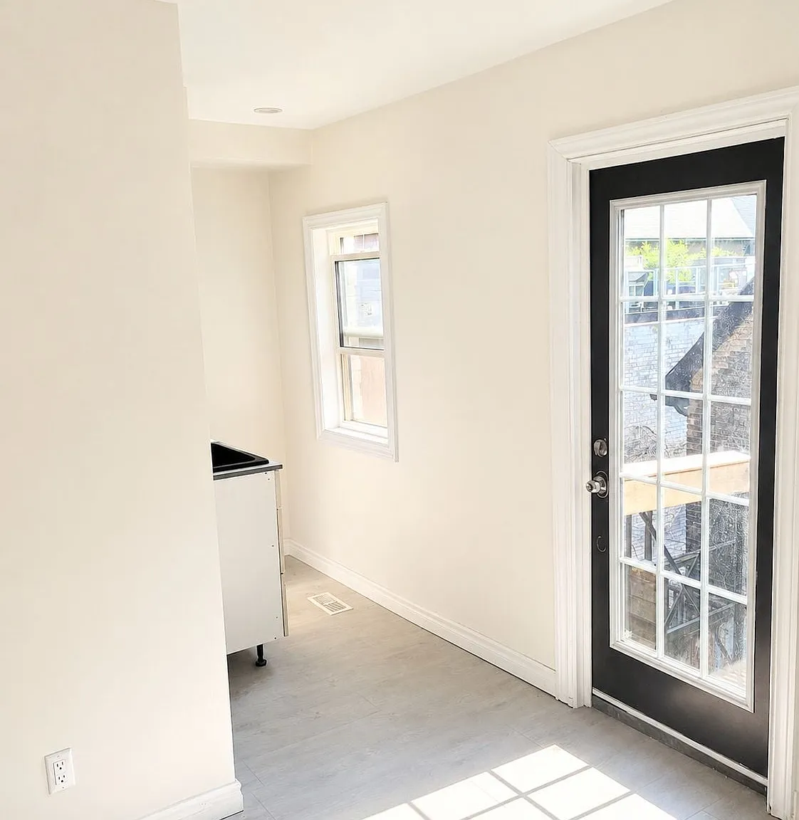 1 bed, $1,650 — Photo 3