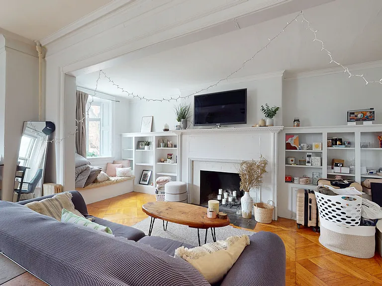 467 Beacon St #2 — Photo 1