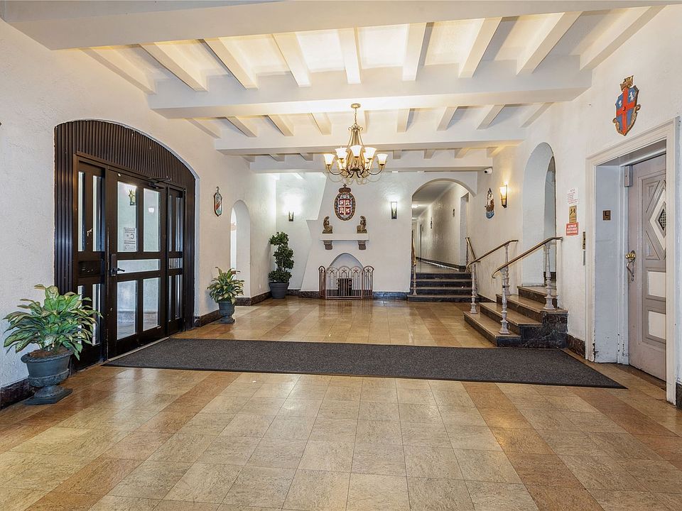 The Evergreen 3721 80th St Jackson Heights, NY Zillow Apartments