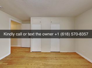 25 S Du Bois Ave, Elgin, IL 60123