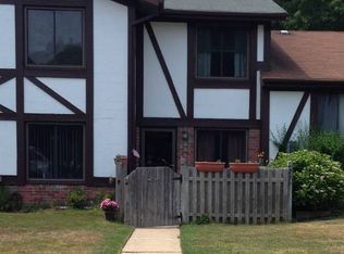 256 Brettonwoods Dr, Coram, NY 11727