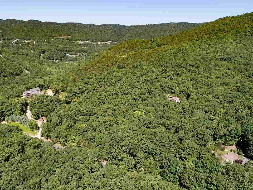 1st image of 2970 Massanutten Dr #6