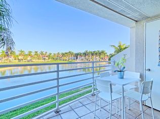 6050 Bahia Del Mar Cir APT 219, Saint Petersburg, FL 33715