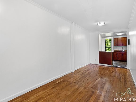 2nd image of 621 W 51st St #W3