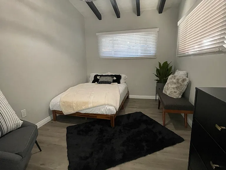 22800 Azalia Ln — Photo 13