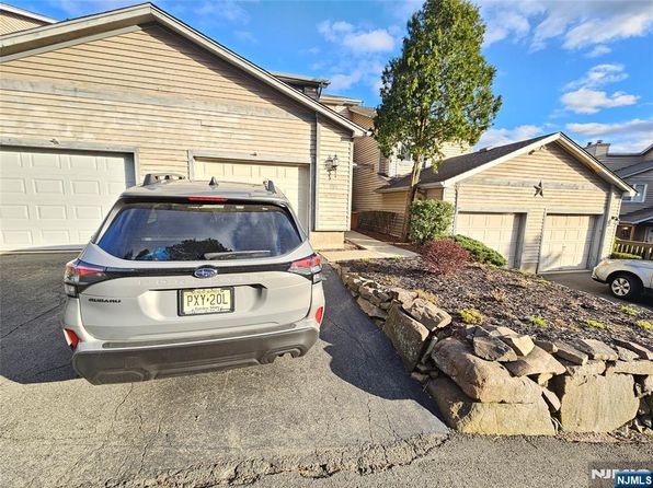 403 Heights Dr #4, Haledon, NJ 07508