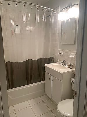 5th image of 89 Eagle St APT 3R