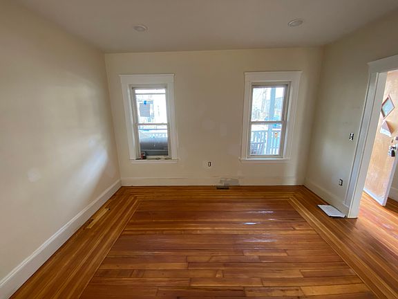 2nd image of 8 Lowell Cir #3C